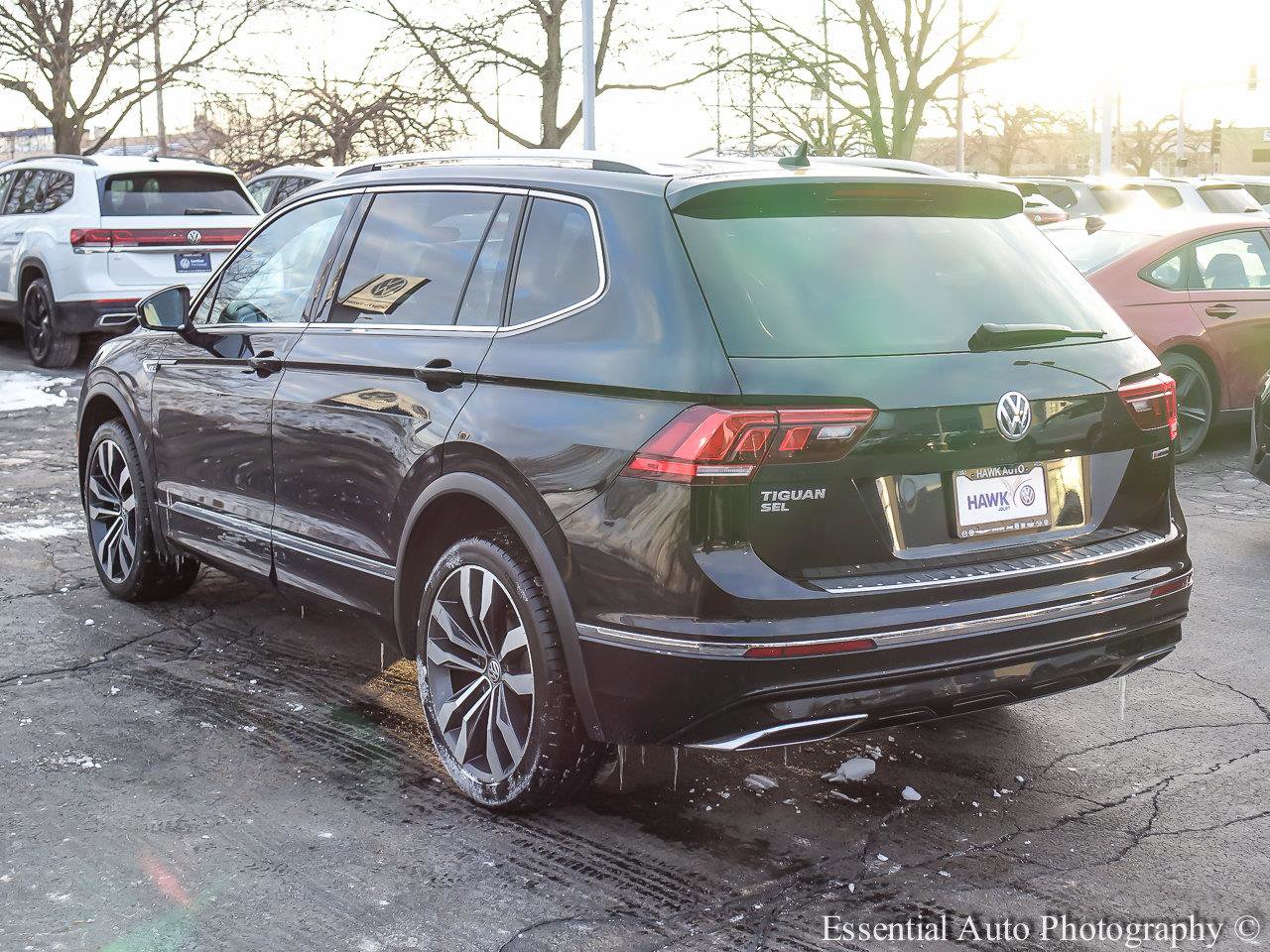 2021 VOLKSWAGEN TIGUAN - Image 4