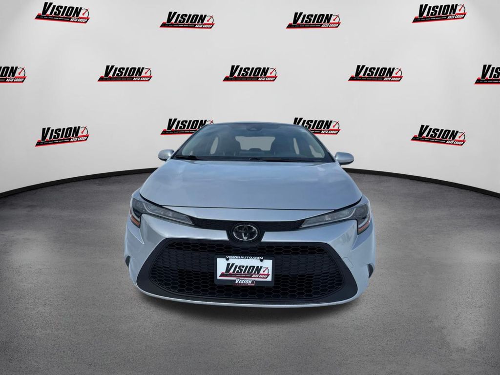 Used 2022 Toyota Corolla LE with VIN JTDEPMAE6N3001839 for sale in Webster, NY