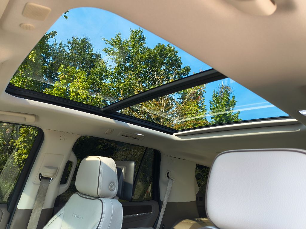 2021 Gmc Yukon Denali Ultimate photo 30