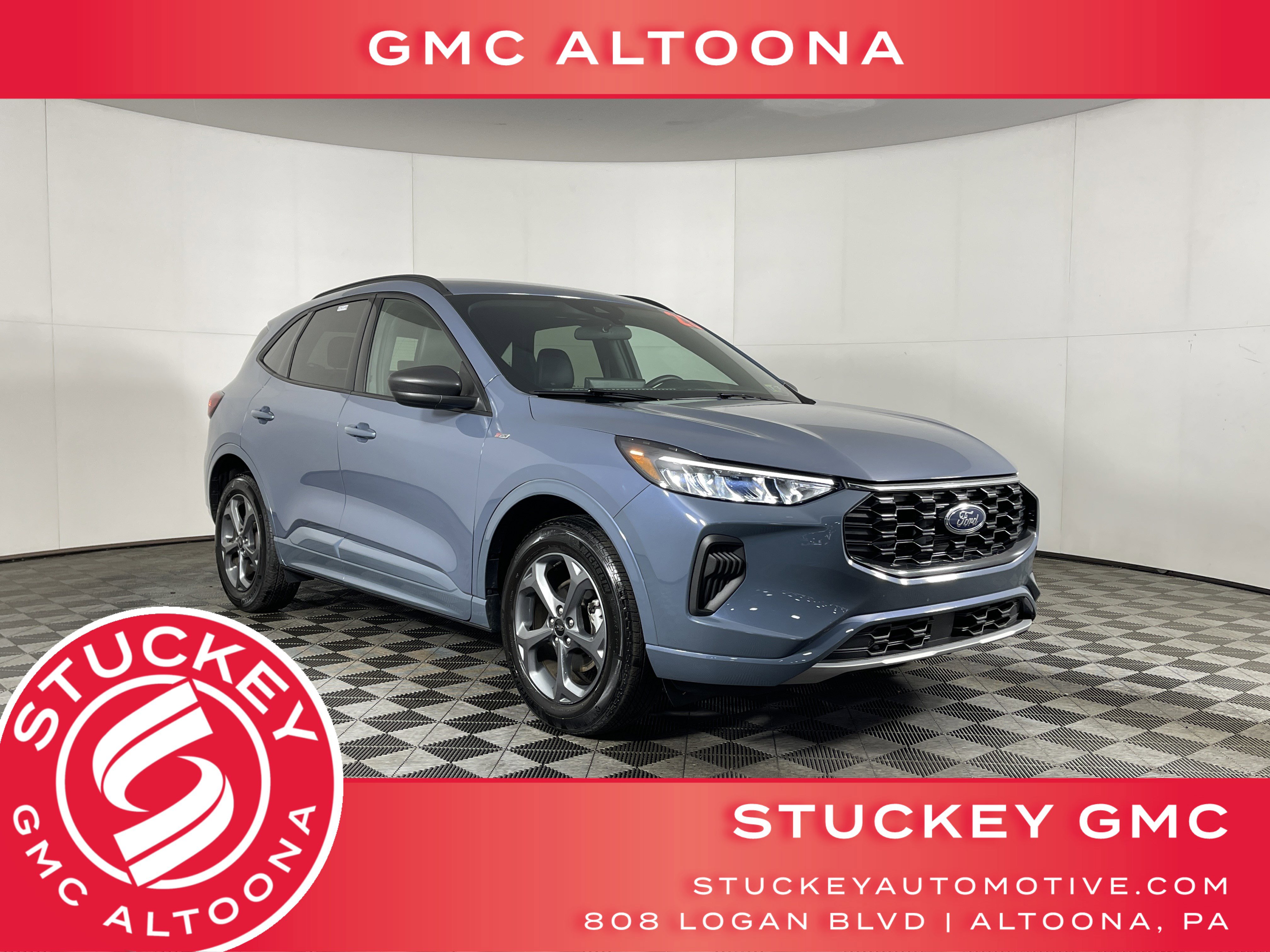 2023 Ford Escape ST-Line's photo