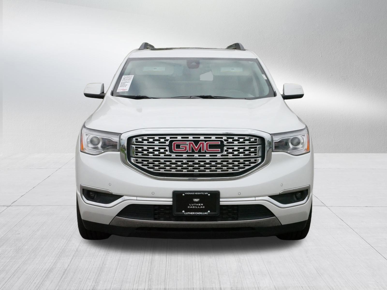 2018 Gmc Acadia Denali photo 2