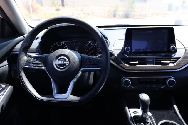 2023 Nissan Altima 2.5 SV photo 19