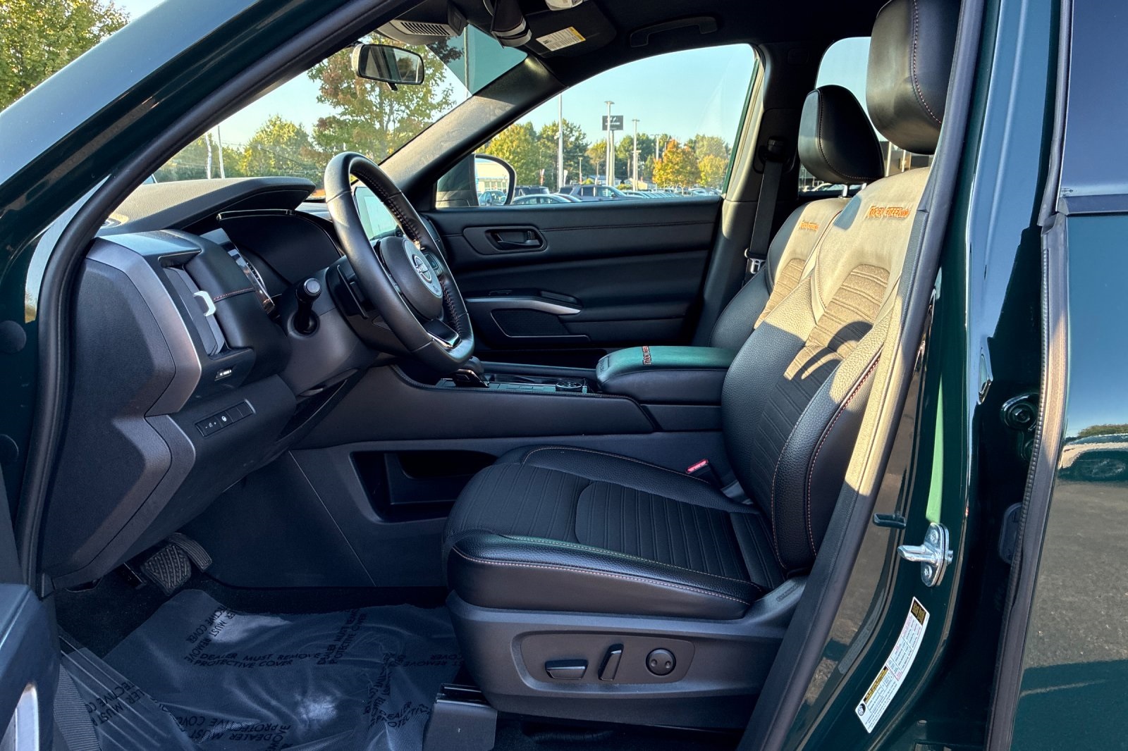 2023 Nissan Pathfinder Rock Creek photo 9