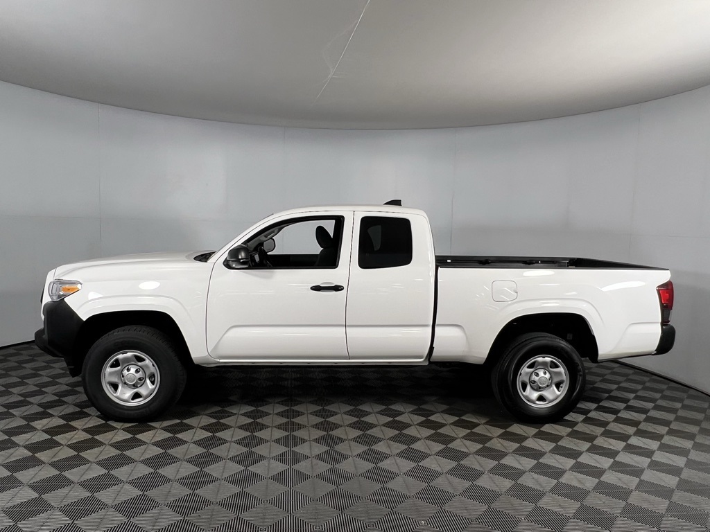 2023 Toyota Tacoma SR photo 5