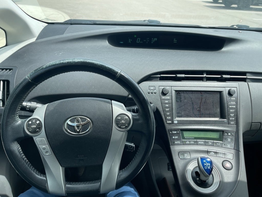 2011 Toyota Prius V photo 16