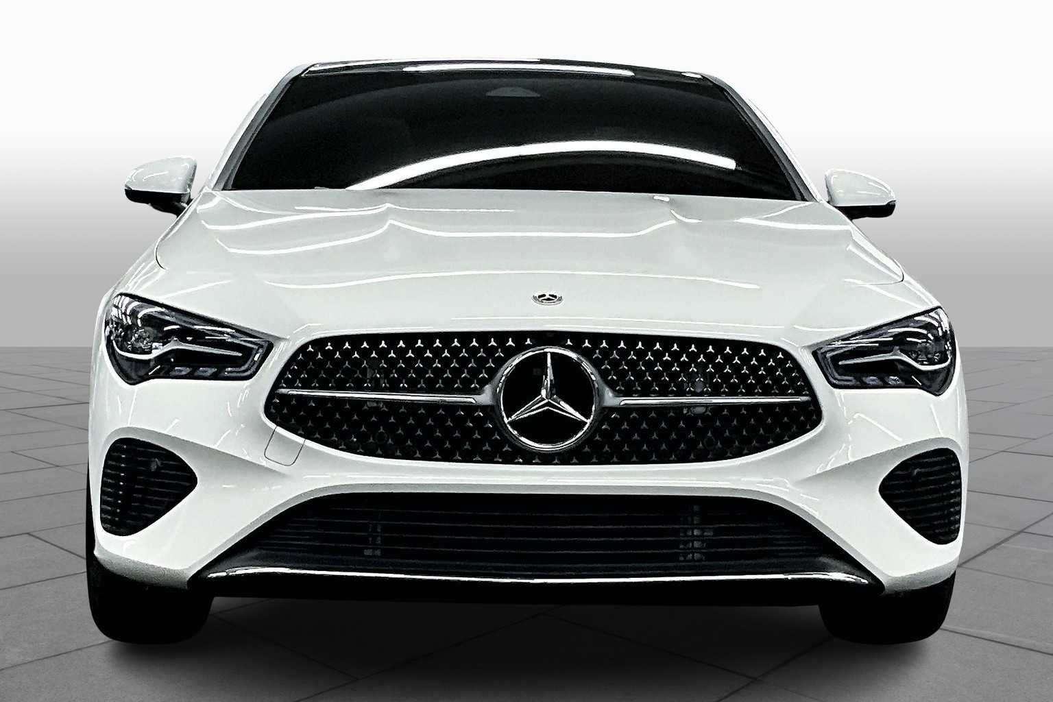 2025 Mercedes Benz CLA 250 photo 3