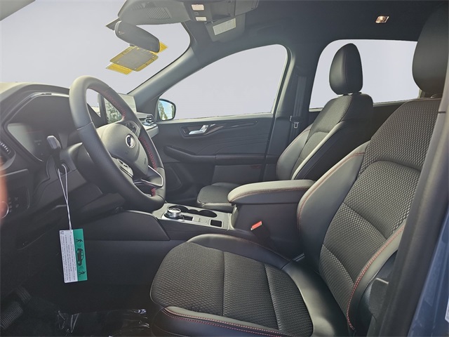 2025 Ford Escape Hybrid ST-Line Select photo 9