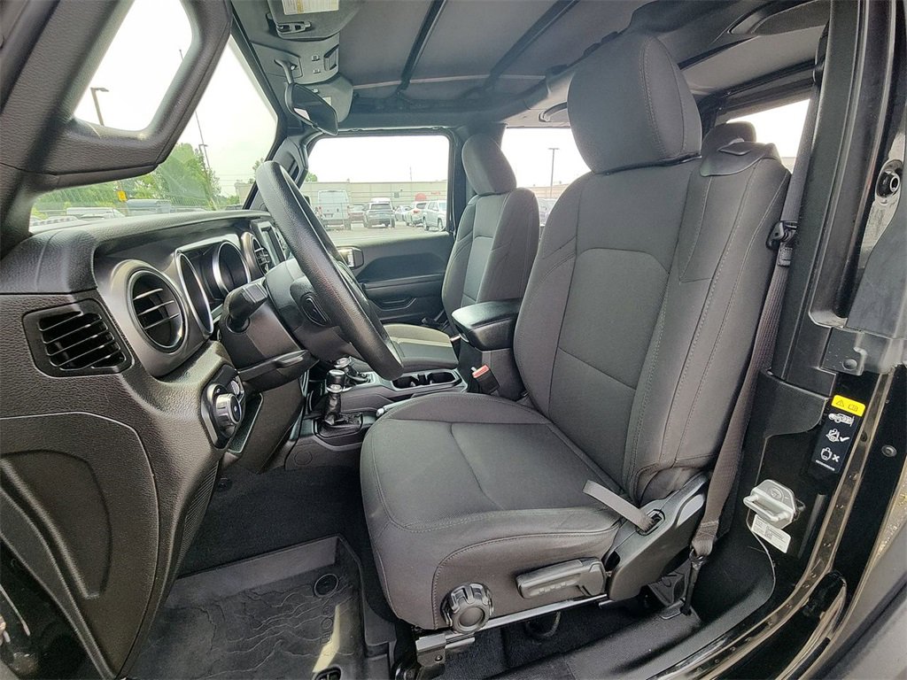 2023 Jeep Wrangler Sport photo 11
