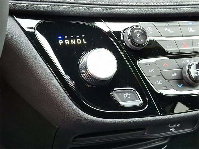 2026 Chrysler Pacifica photo 8