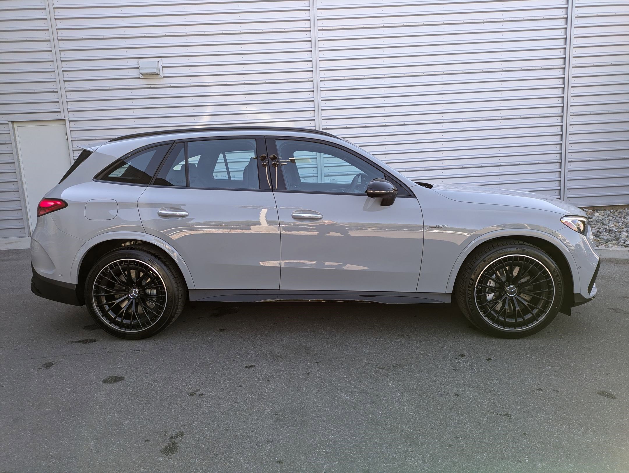 2025 Mercedes Benz GLC AMG 43 4MATIC photo 2