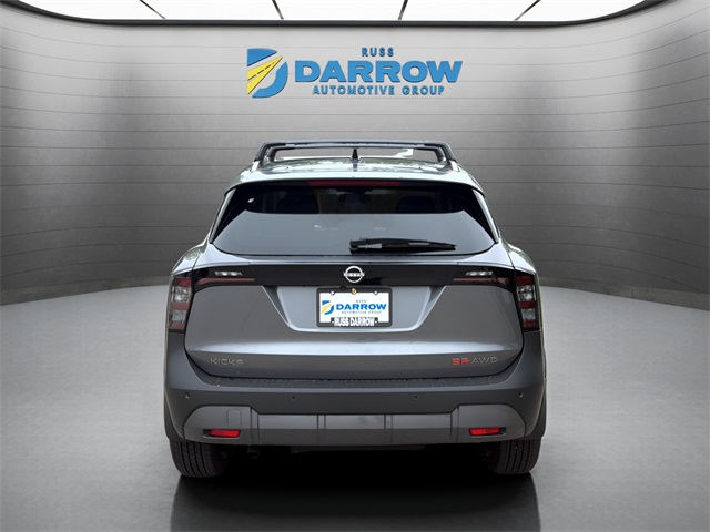 2026 Nissan Kicks SR photo 3