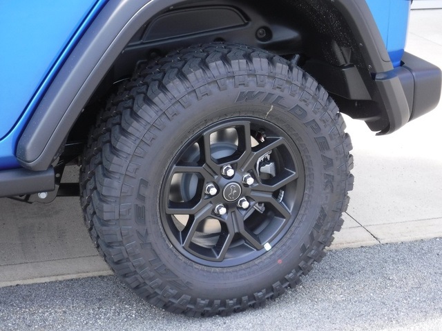 2025 Jeep Wrangler Willys photo 3