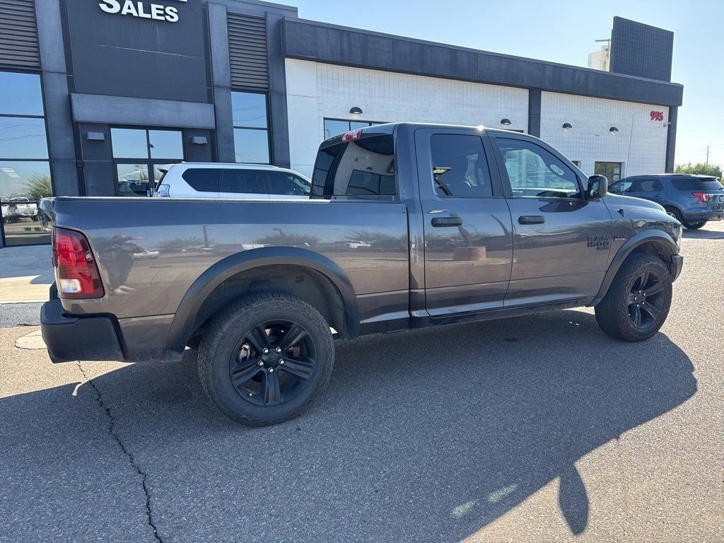 2022 Ram 1500 Classic Warlock photo 3