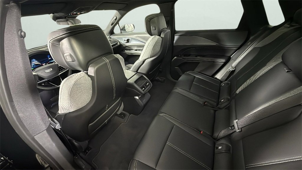 2024 Cadillac Lyriq Tech photo 29