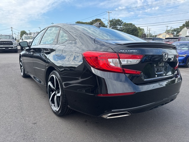 2018 Honda Accord Sport 2.0T photo 5