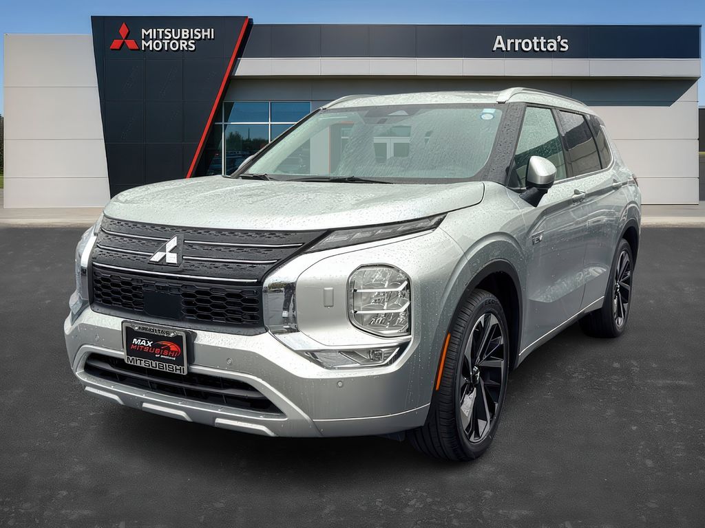 2025 Mitsubishi Outlander Plug-in Hybrid SEL's photo