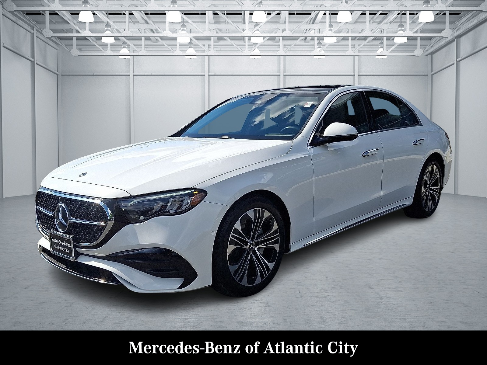 2025 Mercedes Benz E 350 4MATIC Sedan photo 3