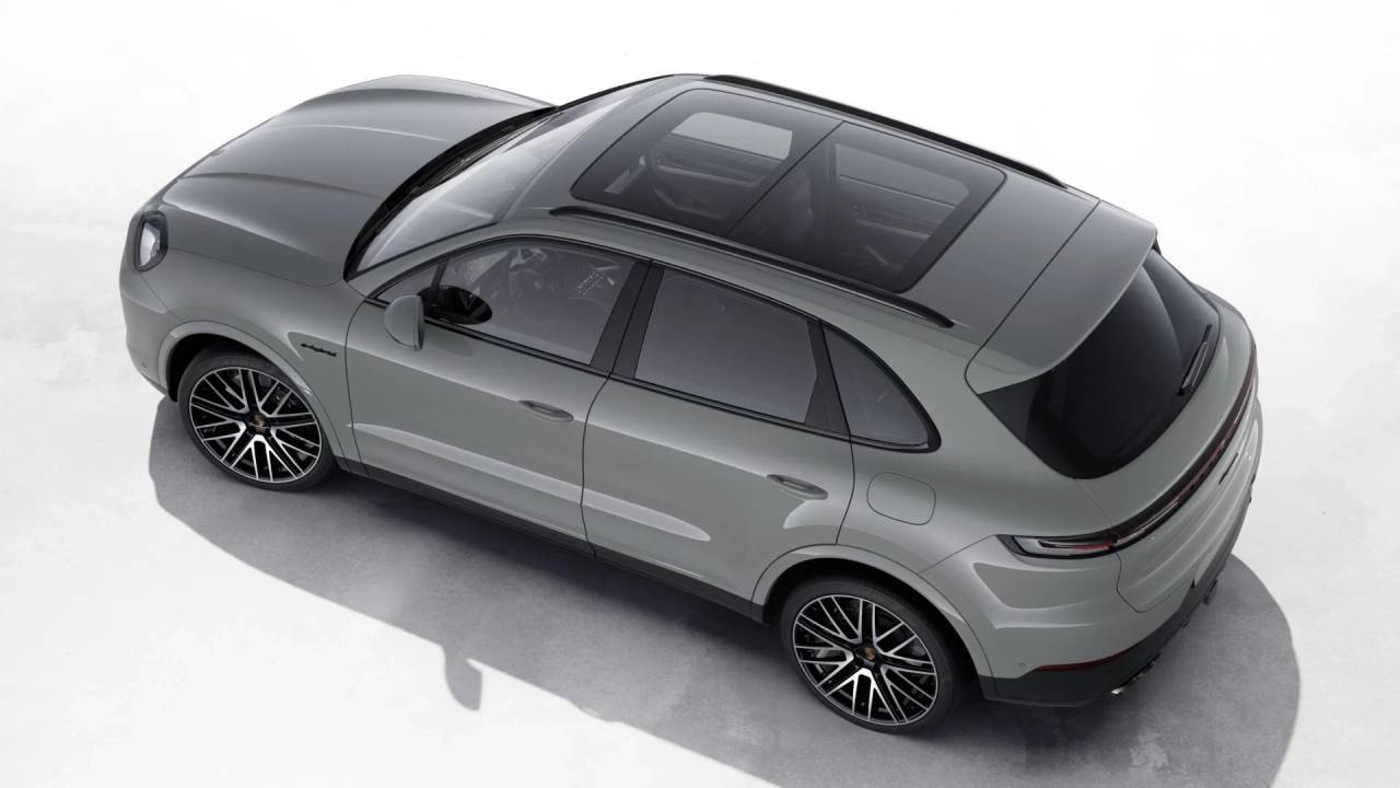 2026 Porsche Cayenne E-Hybrid photo 4