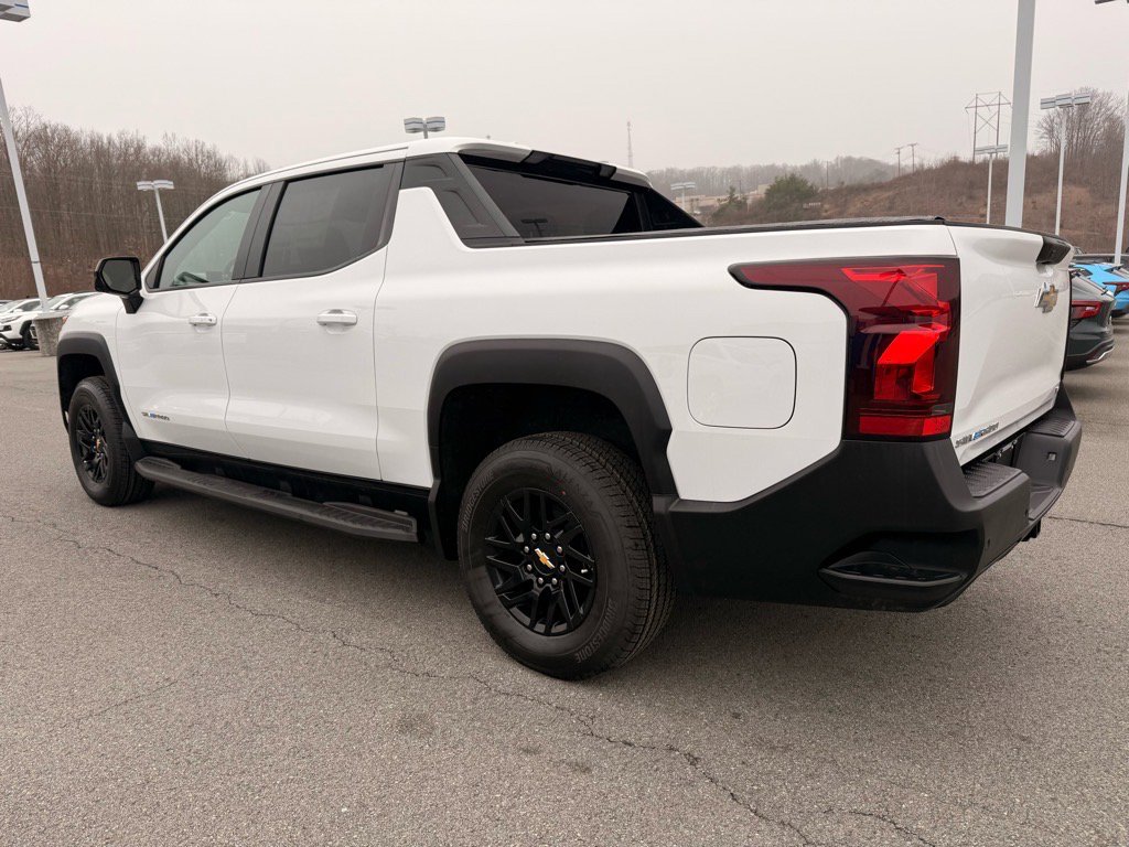 2024 Chevrolet Silverado EV Work Truck photo 3