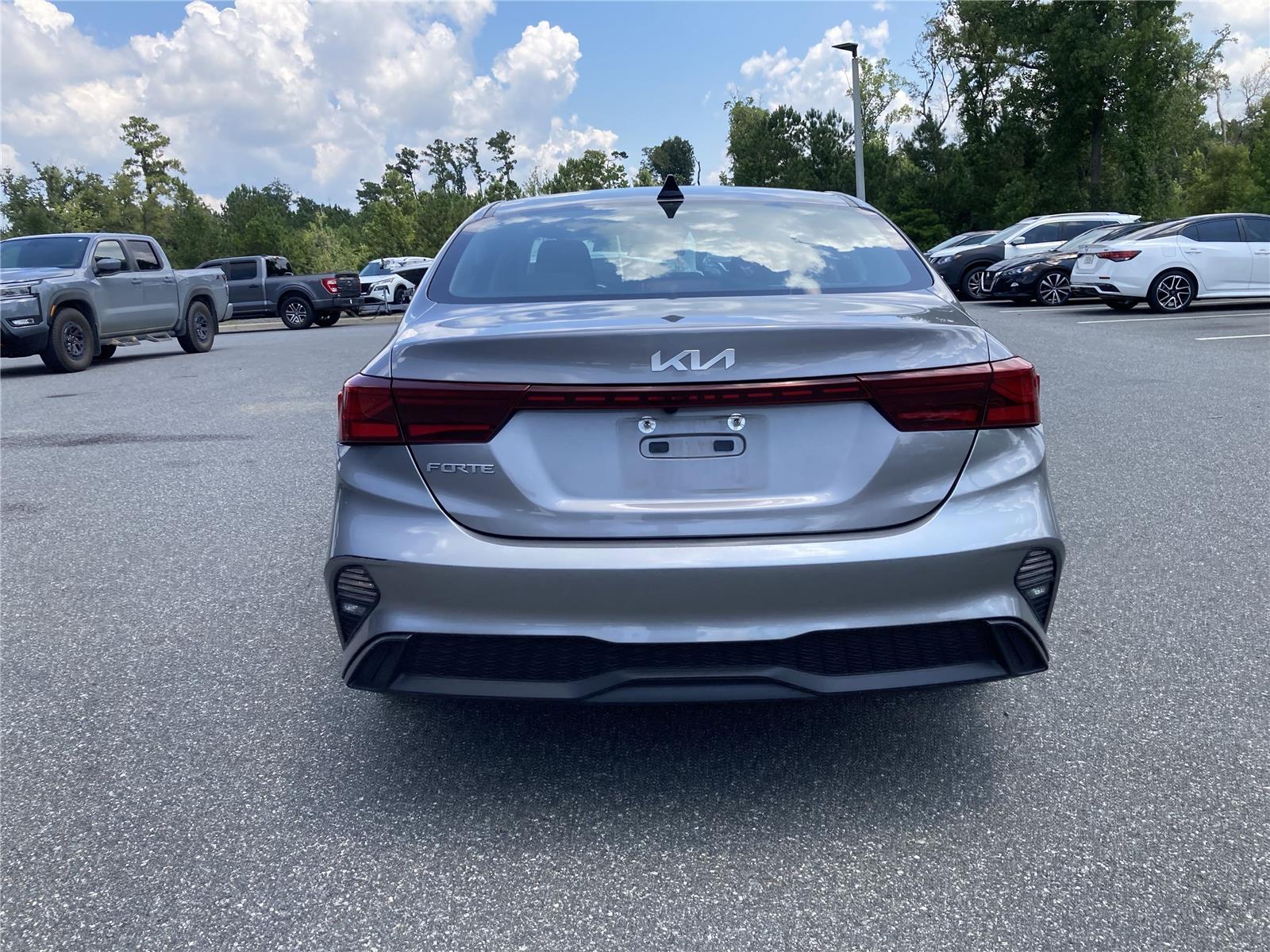 2023 Kia Forte LXS photo 6