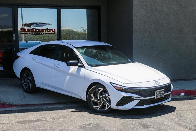 New 2025 Serenity White Hyundai SEL Sport image 30