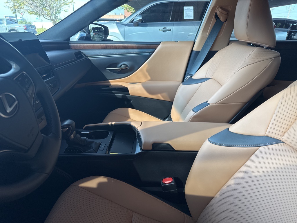 2024 Lexus ES 350 Premium photo 8