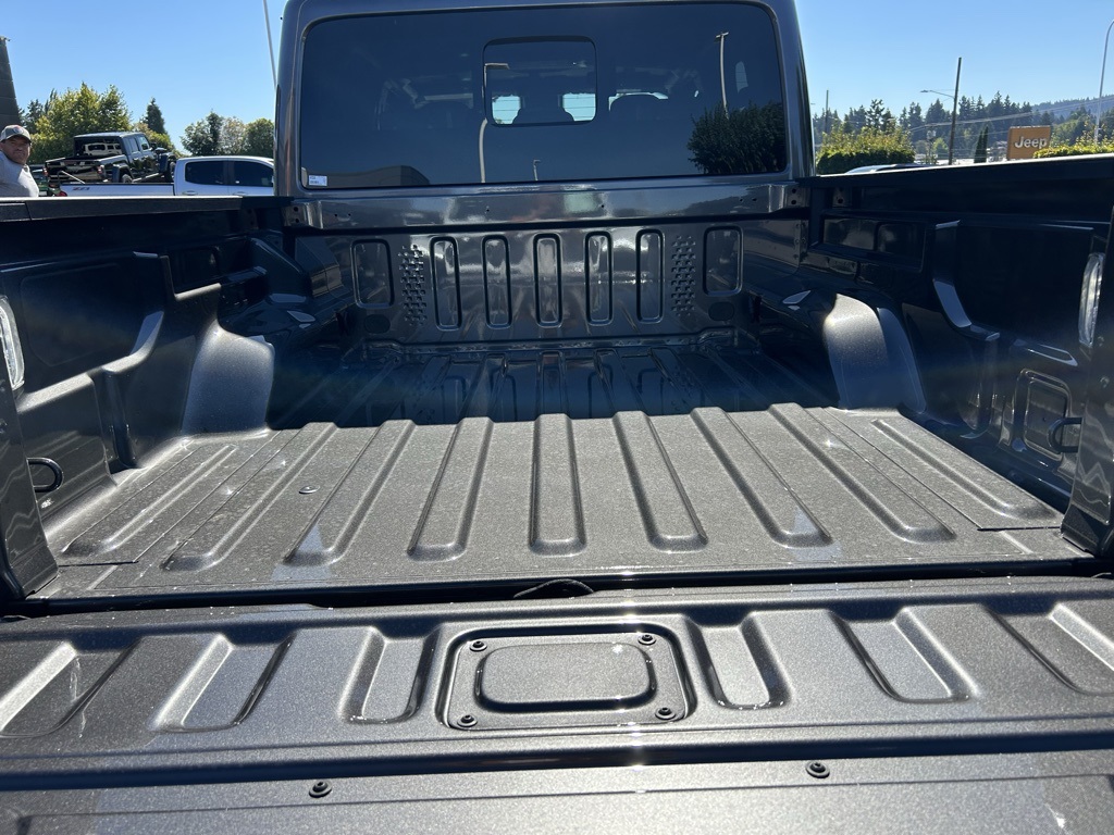 2025 Jeep Gladiator Mojave photo 29