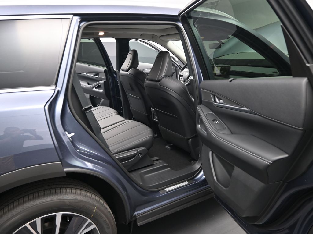 2026 Infiniti QX60 Luxe photo 14