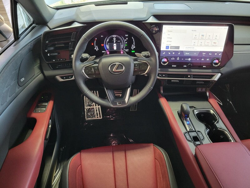 2024 Lexus RX 500h F SPORT Performance AWD photo 13