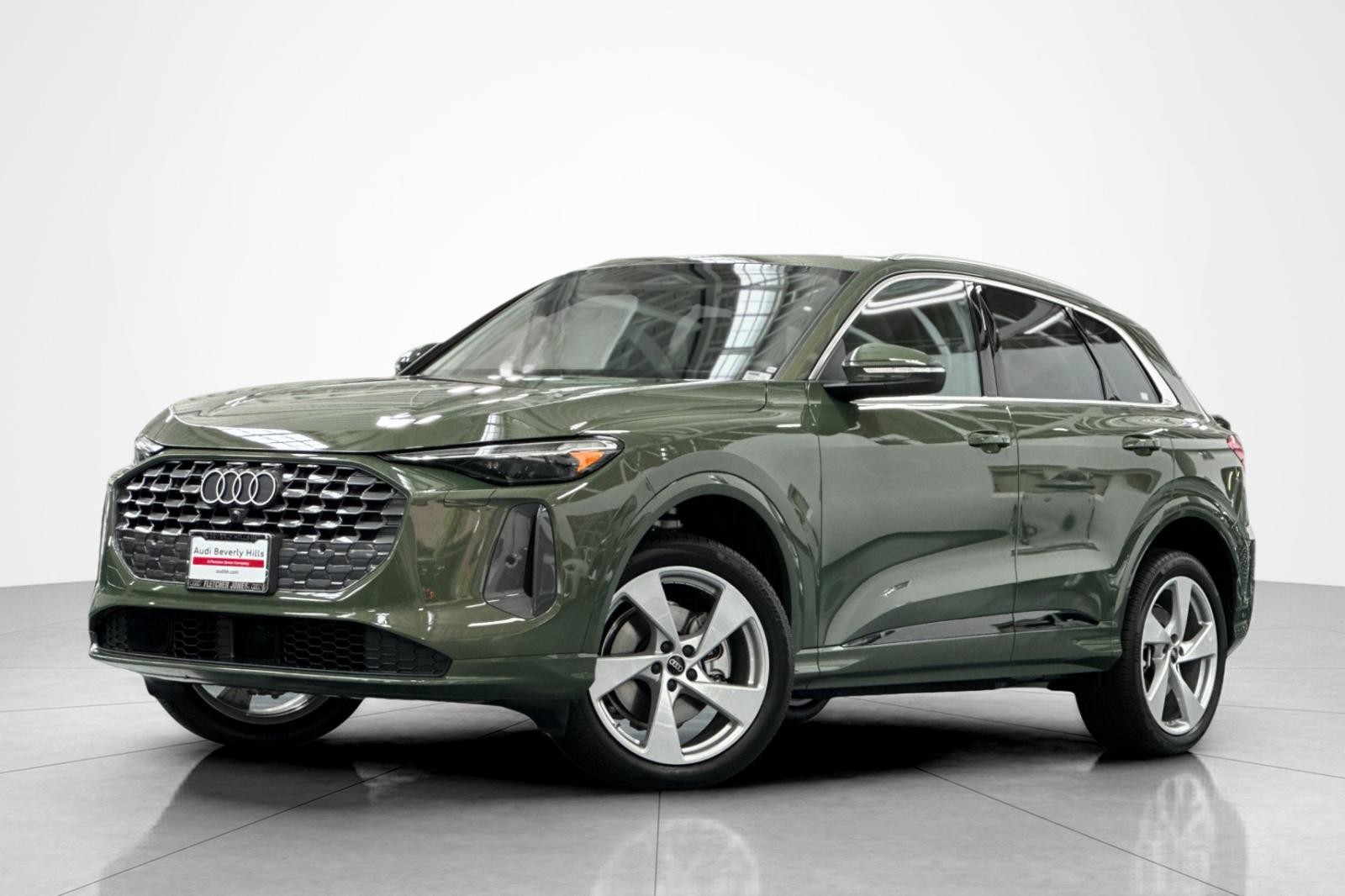 2025 Audi New Q5 Premium Plus's photo