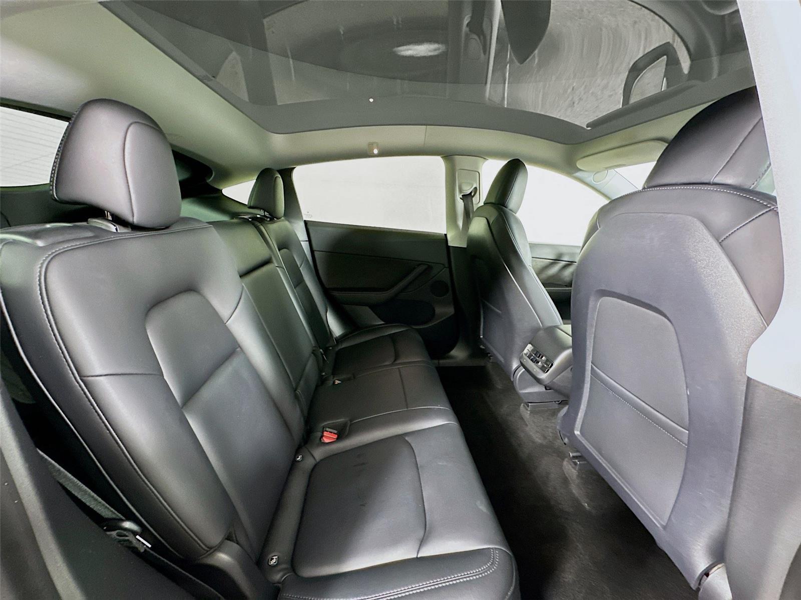 2021 Tesla Model Y Long Range photo 27