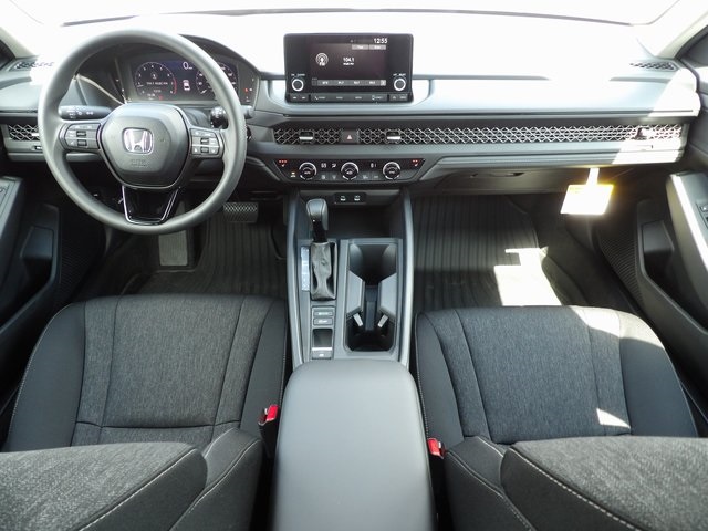2025 Honda Accord SE photo 16