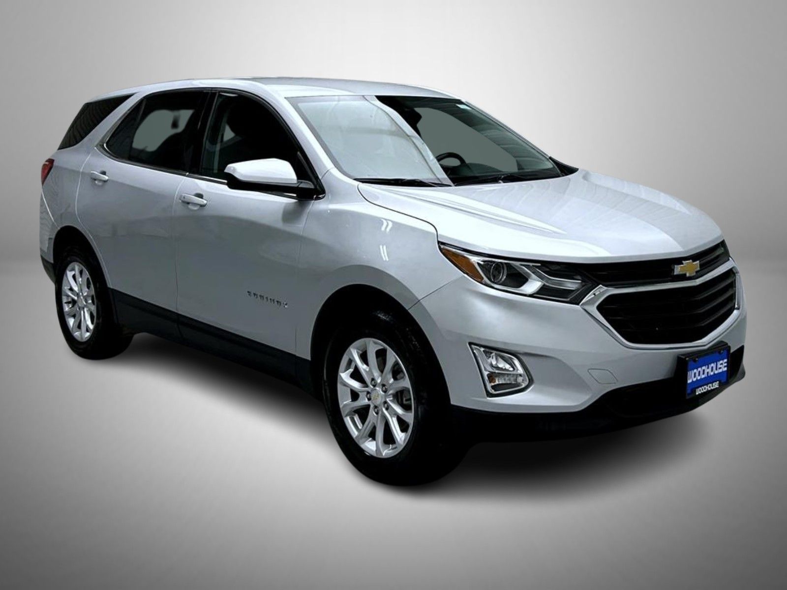 2020 Chevrolet Equinox LT photo 3