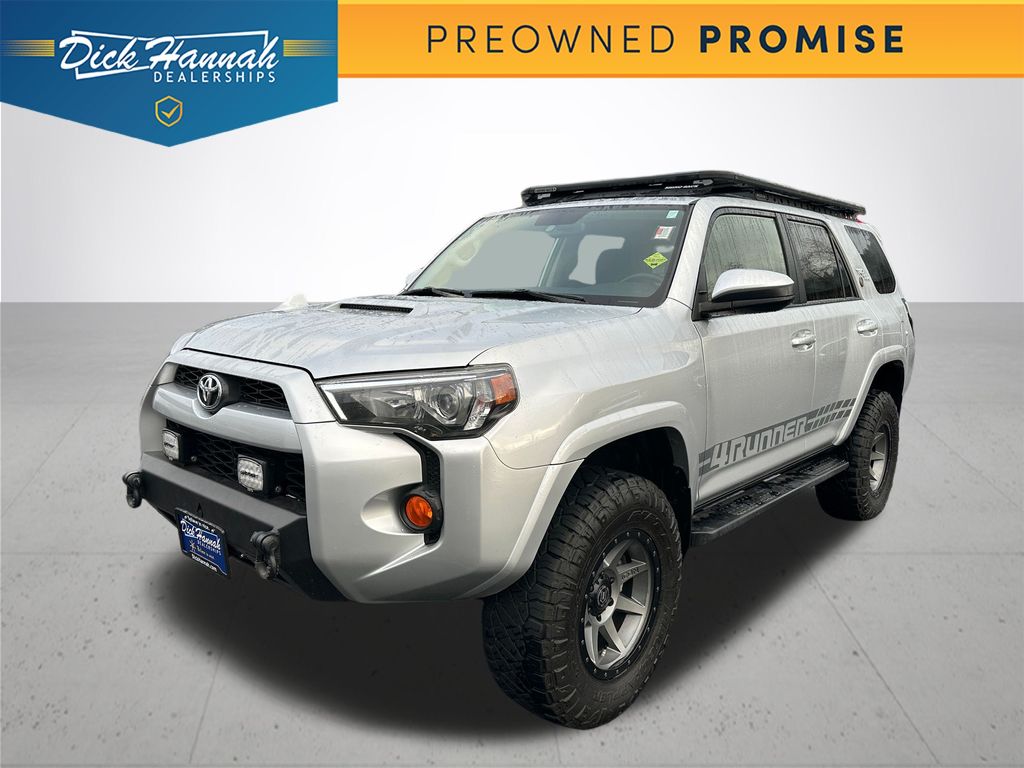 2019 Toyota 4Runner TRD Off-Road's photo