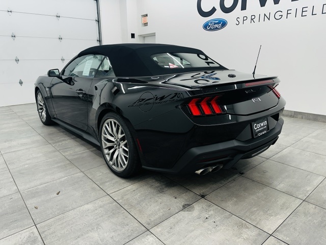 2025 Ford Mustang GT Premium Convertible photo 6