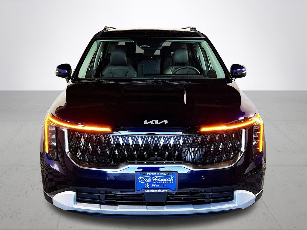 2025 Kia Carnival EX photo 3