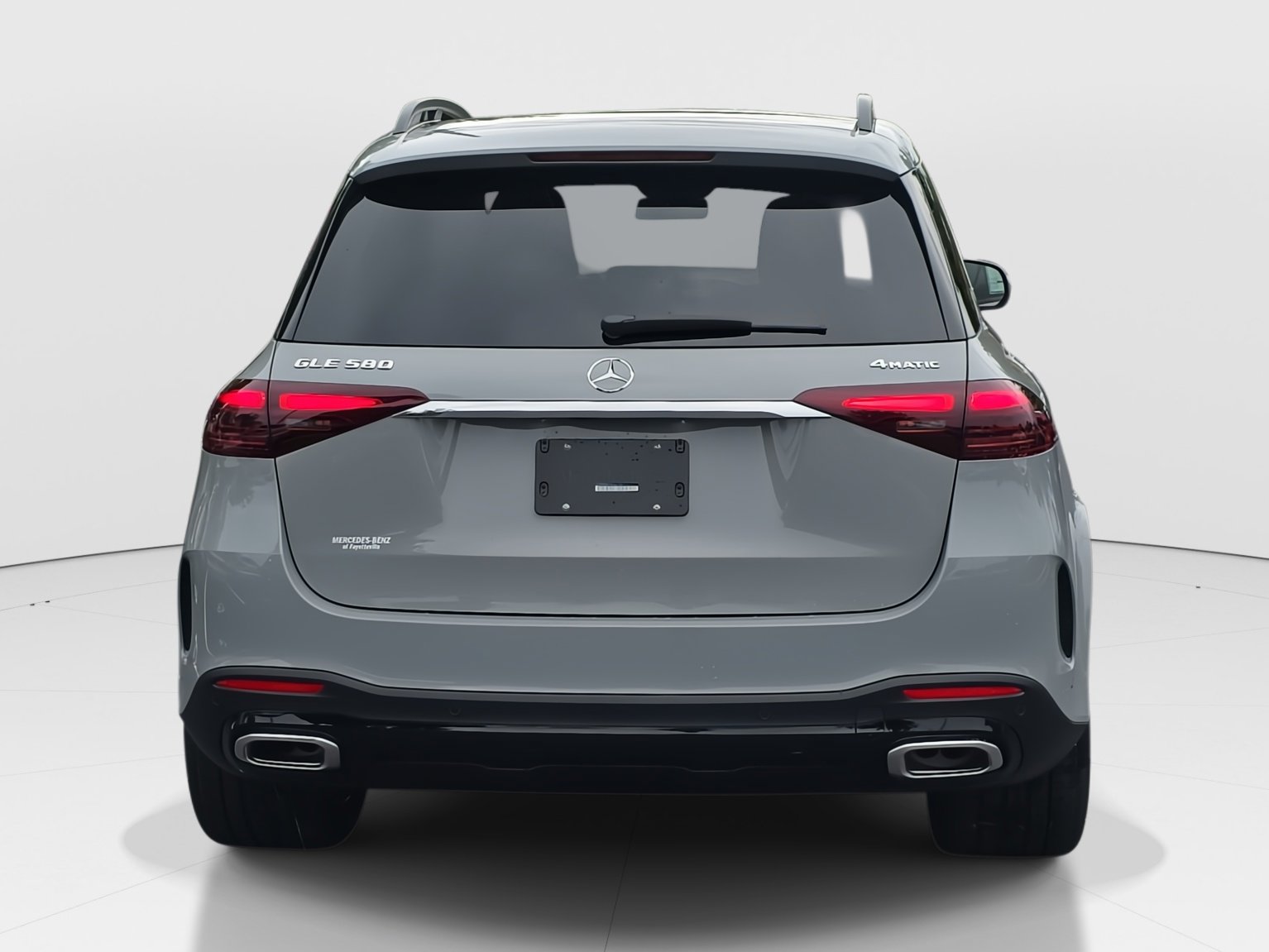 2026 Mercedes Benz GLE 580 4MATIC photo 3
