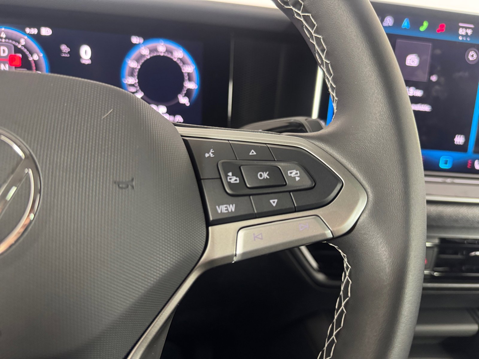 2025 Volkswagen Tiguan S photo 19