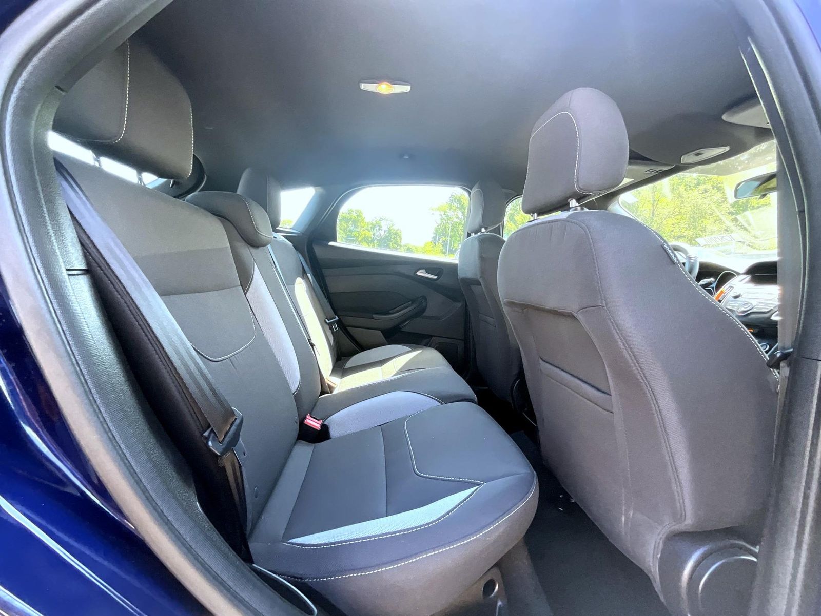 2017 Ford Focus ST photo 19