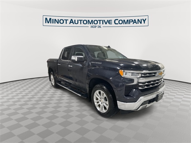 2022 Chevrolet Silverado 1500 LTZ photo 2