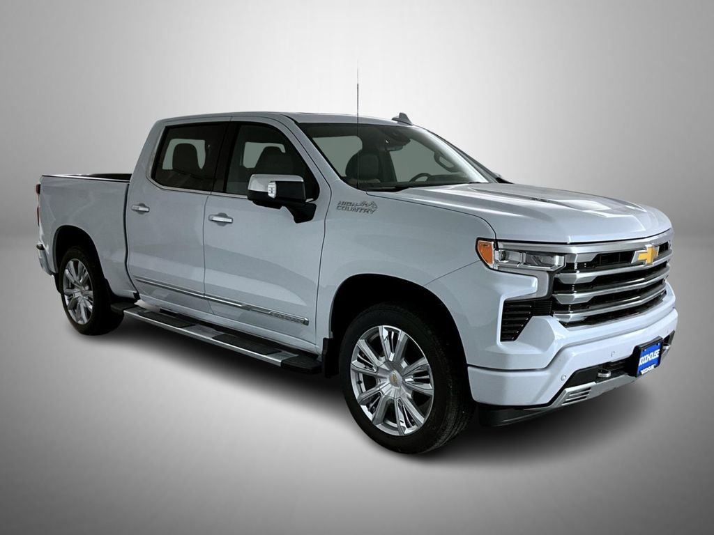 2026 Chevrolet Silverado 1500 High Country photo 3