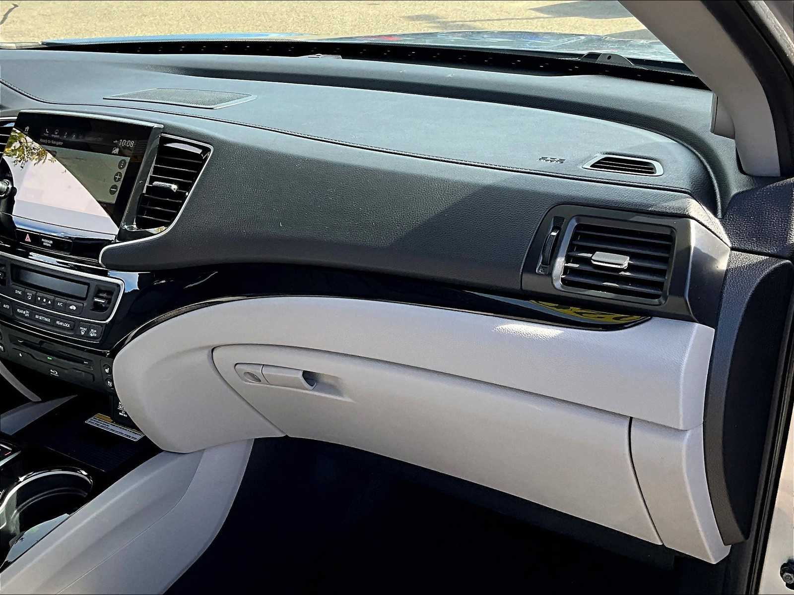 2020 Honda Pilot Elite photo 12