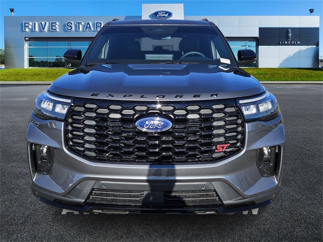 2025 Ford Explorer ST photo 2