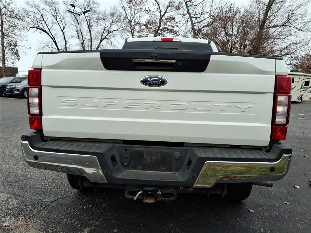 2021 Ford F-350 Lariat photo 3