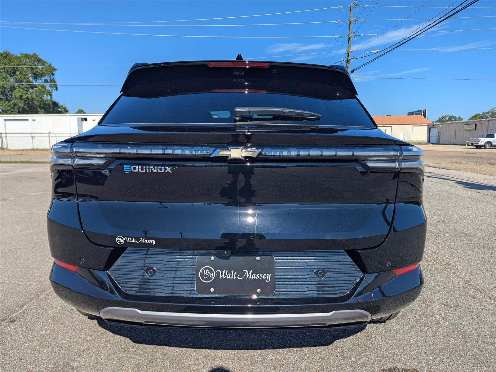 2026 Chevrolet Equinox EV 1LT photo 4