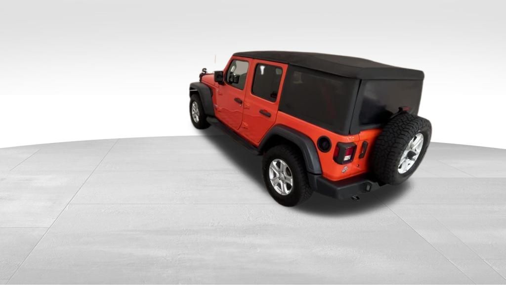 2018 Jeep Wrangler Unlimited Sport S photo 2