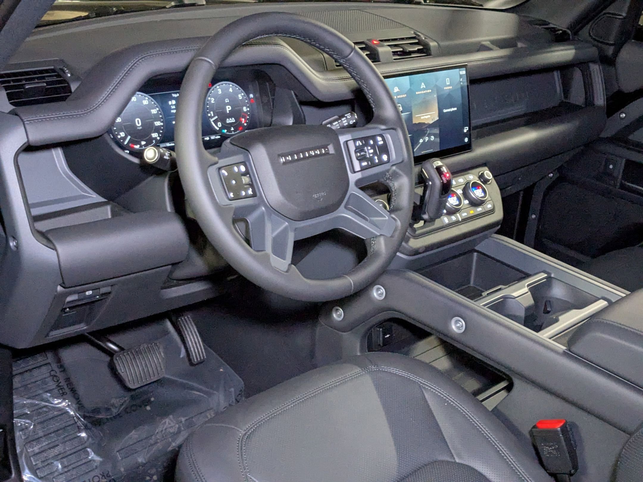 2025 Land Rover Defender 90 X-Dynamic SE photo 2