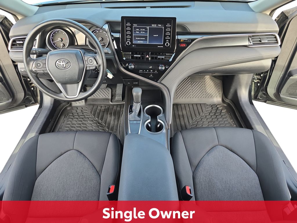 2024 Toyota Camry LE photo 9