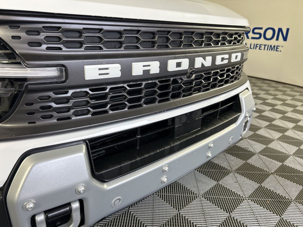 2025 Ford Bronco Sport Badlands photo 3