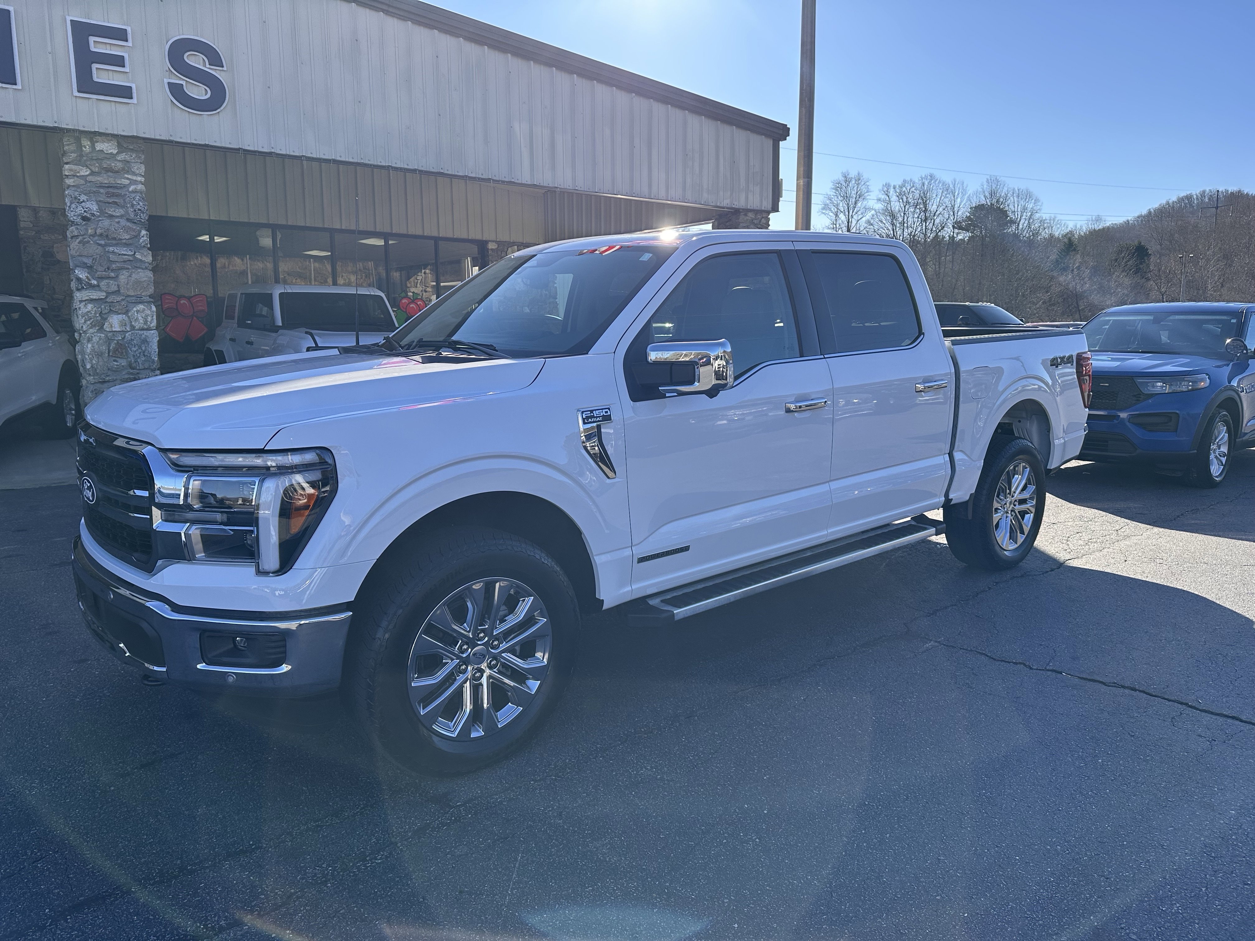 2025 Ford F-150 Lariat's photo